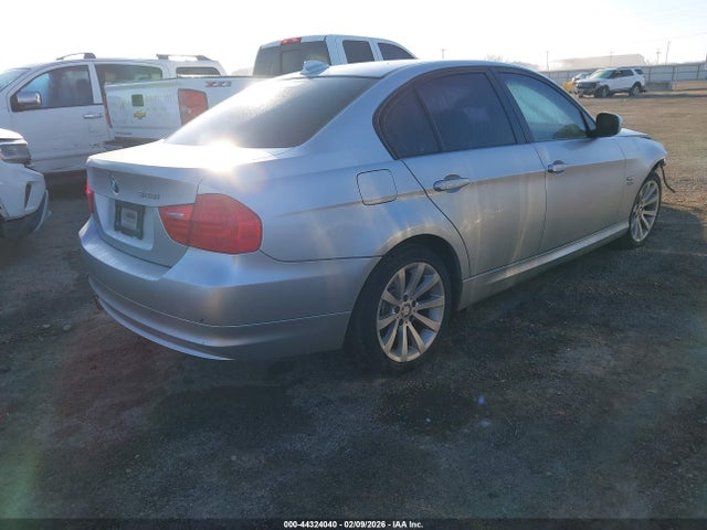 Aukcja sprzedaży 2011 Bmw 328i Xdrive, vin: WBAPK7C58BF082923, numer aukcji: 44324040