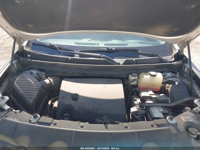 1GNERFKW6KJ238682 Chevrolet Traverse Ls