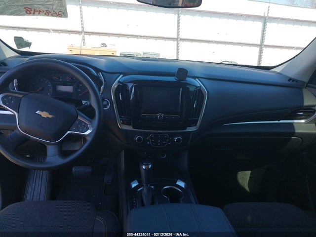 1GNERFKW6KJ238682 Chevrolet Traverse Ls
