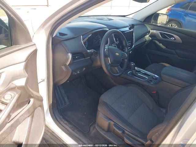 1GNERFKW6KJ238682 Chevrolet Traverse Ls