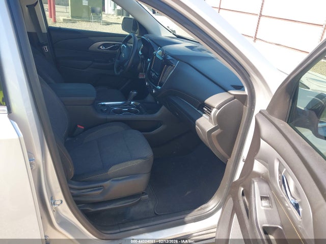 1GNERFKW6KJ238682 Chevrolet Traverse Ls