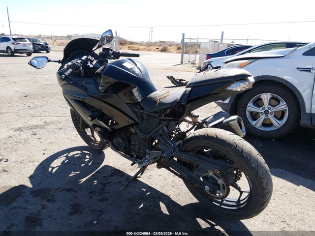 Kawasaki Ex300 A 2014 JKAEX8A10EA006030 Image 3