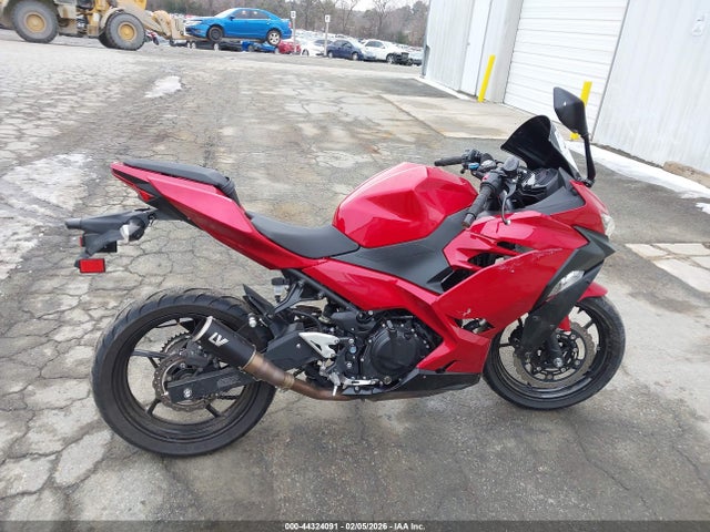 JKAEXKH1XNDAF9026 Kawasaki EX400