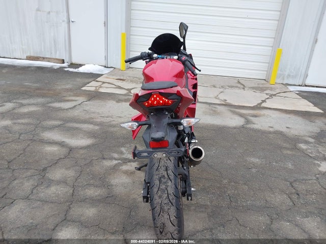 JKAEXKH1XNDAF9026 Kawasaki EX400