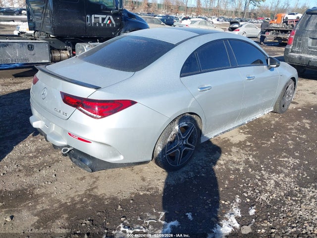 2022 MERCEDES-BENZ AMG CLA 35 W1K5J5BB1NN275682 Photo 3