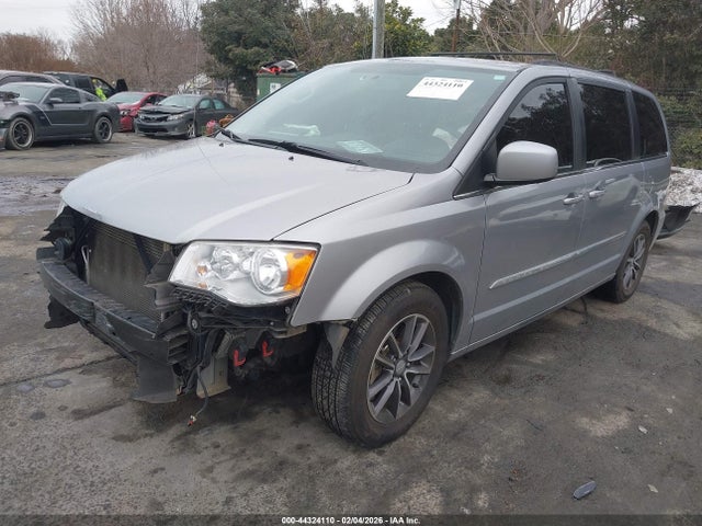 2013 CHRYSLER TOWN & COUNTRY 2C4RC1BG7DR780279 Photo 1