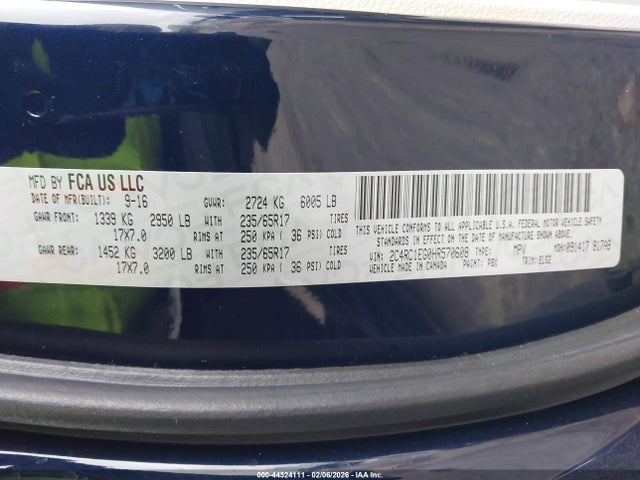 2017 Chrysler Pacifica Touring-l Plus მანქანა იყიდება აუქციონზე, vin: 2C4RC1EG0HR570608, აუქციონის ნომერი: 44324111