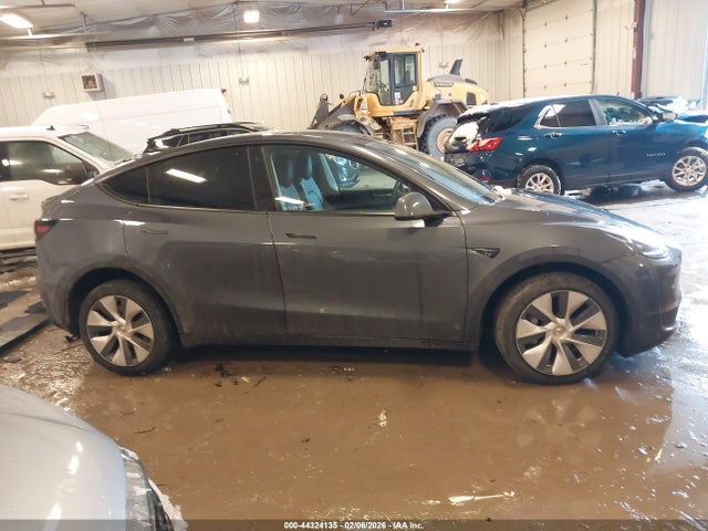 7SAYGAEE2PF639150 Tesla Model Y Awd/long Range Dual Motor All-wheel Drive