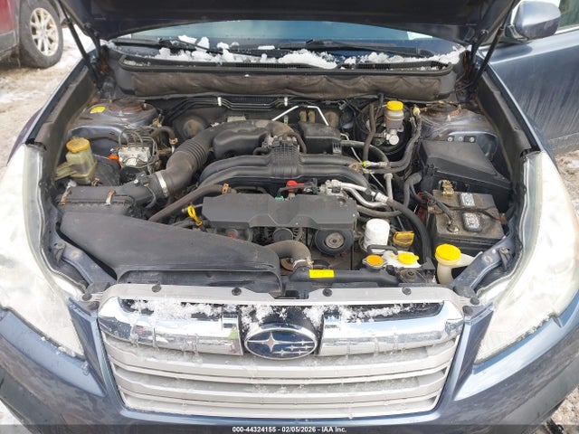 2013 Subaru Outback 2.5i Premium მანქანა იყიდება აუქციონზე, vin: 4S4BRBCC9D3285779, აუქციონის ნომერი: 44324155