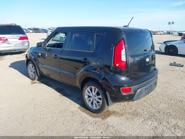 2012 KIA SOUL KNDJT2A67C7747181 Photo 2