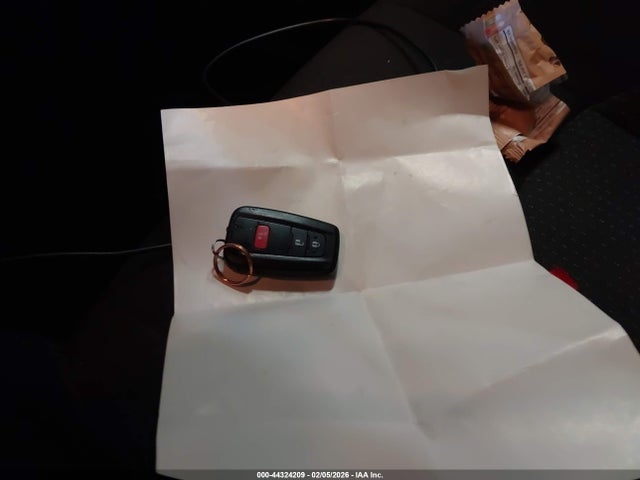 Продаж на аукціоні авто 2019 Toyota C-hr Xle, vin: NMTKHMBX1KR077896, номер лоту: 44324209