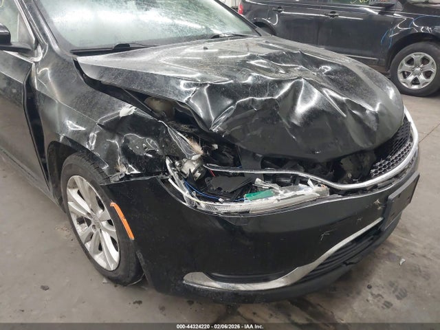 Продажа на аукционе авто 2015 Chrysler 200 Limited, vin: 1C3CCCAB7FN685958, номер лота: 44324220