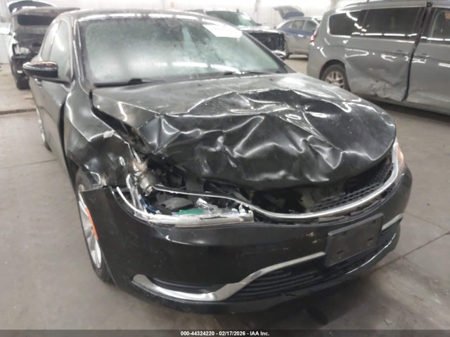 Продажа на аукционе авто 2015 Chrysler 200 Limited, vin: 1C3CCCAB7FN685958, номер лота: 44324220