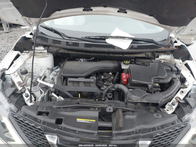 JN1BJ1CP2JW189918 Nissan Rogue Sport S/sl/sv
