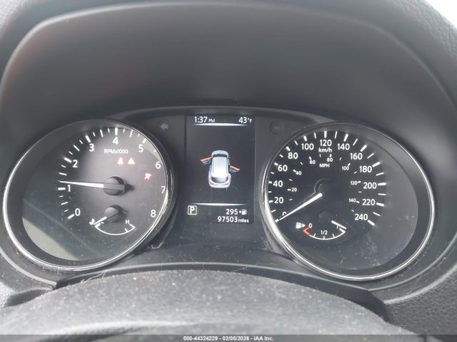 JN1BJ1CP2JW189918 Nissan Rogue Sport S/sl/sv