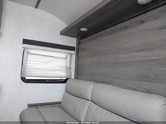 Продажа на аукционе авто 2021 Gulfstream Coquest, vin: 1NL1G2218MG000420, номер лота: 44324241