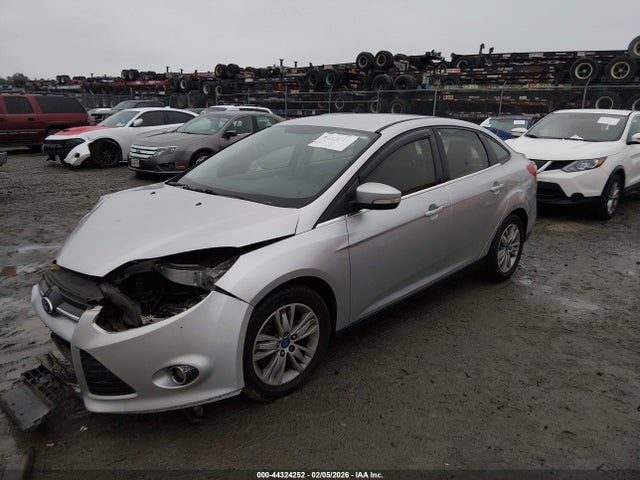 2012 FORD FOCUS 1FAHP3H26CL330983 Photo 1