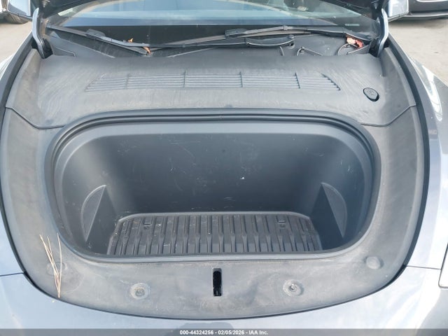 2023 TESLA MODEL Y 7SAYGDEEXPA167150 Photo 9