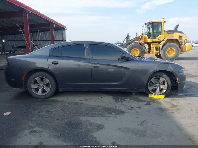 2C3CDXBG3FH768522 Dodge Charger Se