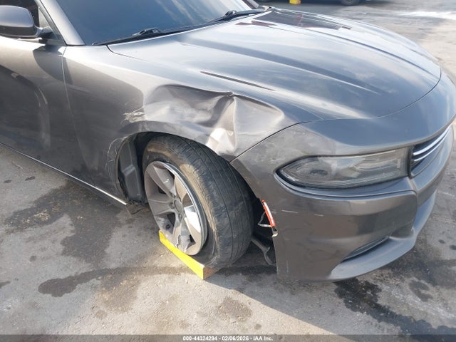 2C3CDXBG3FH768522 Dodge Charger Se