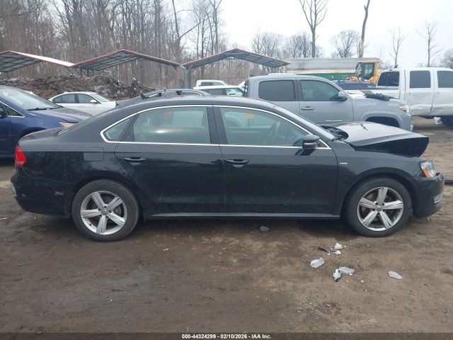 Продаж на аукціоні авто 2015 Volkswagen Passat 1.8t Limited Edition, vin: 1VWAT7A30FC121824, номер лоту: 44324299