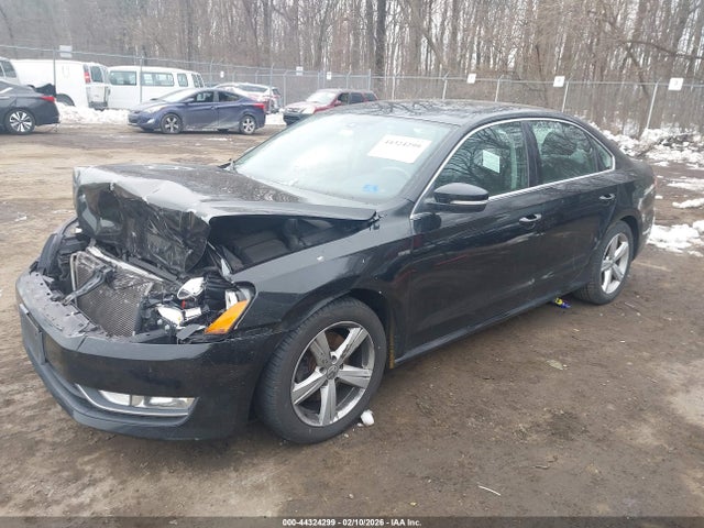 Продаж на аукціоні авто 2015 Volkswagen Passat 1.8t Limited Edition, vin: 1VWAT7A30FC121824, номер лоту: 44324299