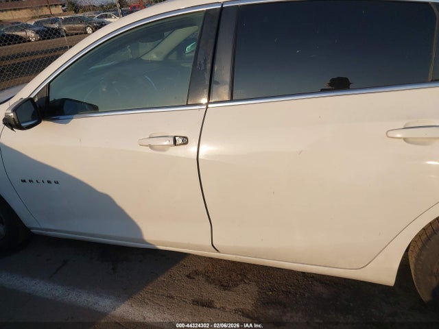 1G1ZE5ST9GF295984 Chevrolet MALIBU 1LT