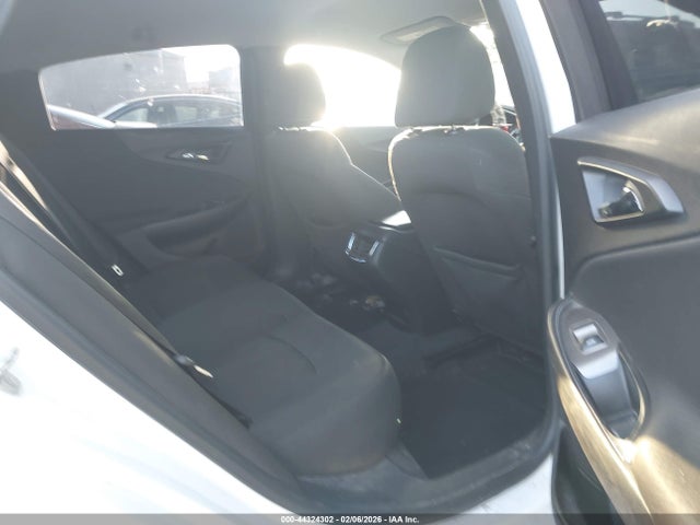 1G1ZE5ST9GF295984 Chevrolet MALIBU 1LT