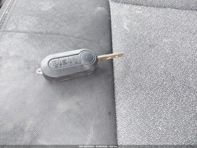 44324324 :رقم المزاد ، 3C6TRVBG6KE550038 vin ، 2019 Ram Promaster 1500 High Roof 136 Wb مزاد بيع