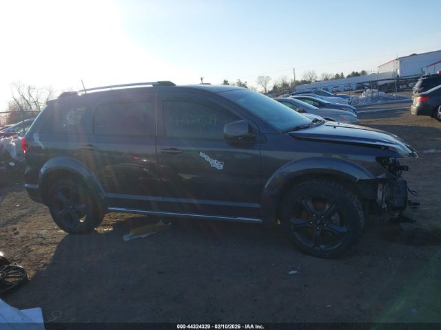 44324329 :رقم المزاد ، 3C4PDDGG0KT838595 vin ، 2019 Dodge Journey Crossroad Awd مزاد بيع