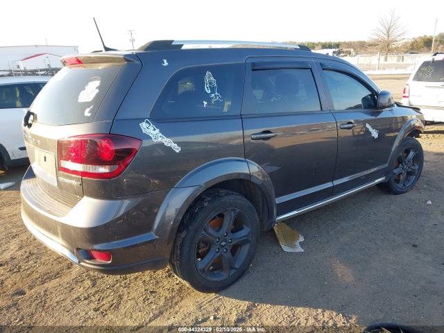 44324329 :رقم المزاد ، 3C4PDDGG0KT838595 vin ، 2019 Dodge Journey Crossroad Awd مزاد بيع
