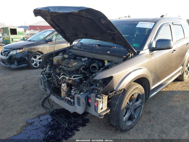 44324329 :رقم المزاد ، 3C4PDDGG0KT838595 vin ، 2019 Dodge Journey Crossroad Awd مزاد بيع