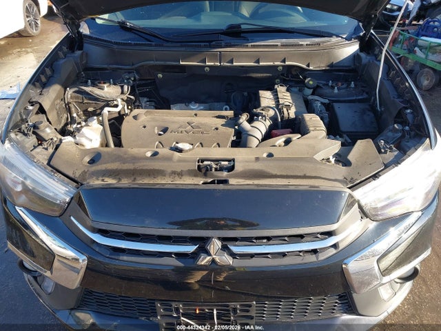 2018 MITSUBISHI OUTLANDER SPORT JA4AP3AU1JU008227 Photo 9