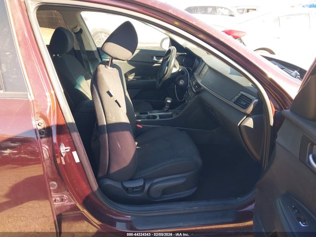 2018 KIA OPTIMA 5XXGT4L39JG216321 Photo 4