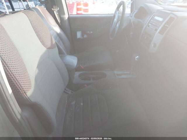 2011 Nissan Frontier Pro-4x მანქანა იყიდება აუქციონზე, vin: 1N6AD0EV7BC425162, აუქციონის ნომერი: 44324374
