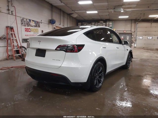 Aukcja sprzedaży 2024 Tesla Model Y Long Range Dual Motor All-wheel Drive, vin: 7SAYGAEEXRF214729, numer aukcji: 44324377