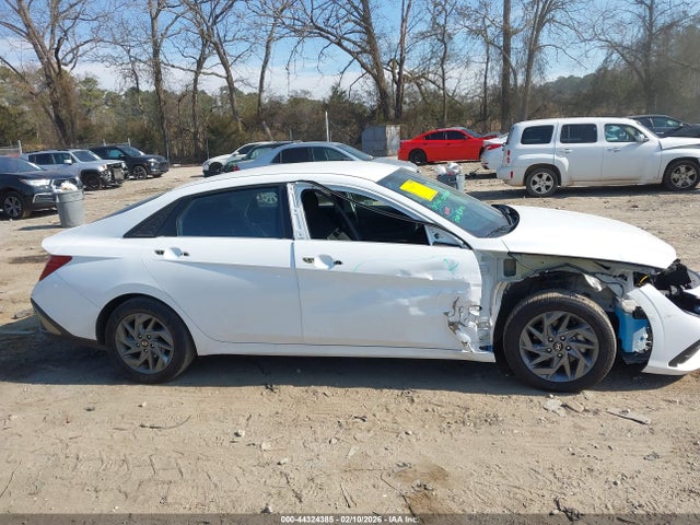Hyundai ELANTRA SEL 2024 KMHLM4DG2RU763686 Image 13