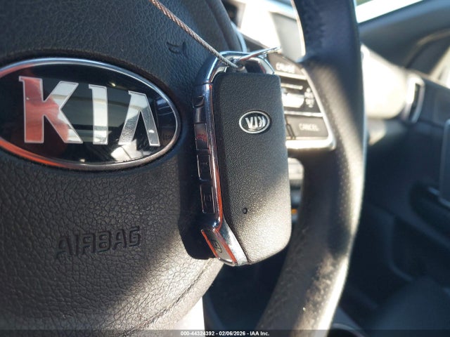 2022 KIA SPORTAGE KNDP6CAC4N7950707 Photo 10