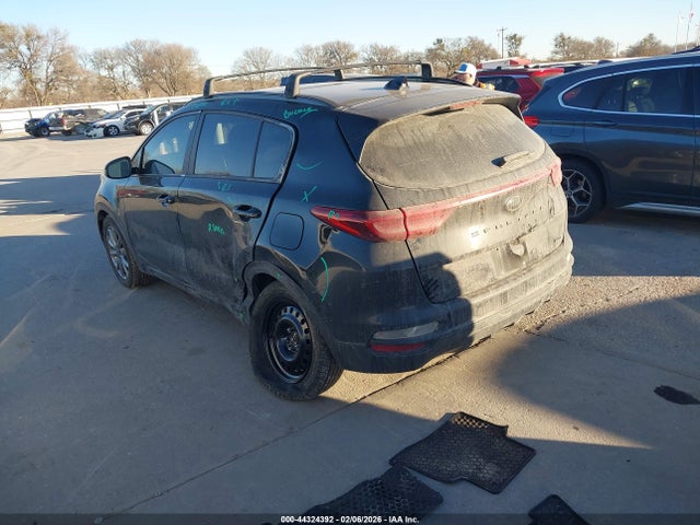 2022 KIA SPORTAGE KNDP6CAC4N7950707 Photo 2