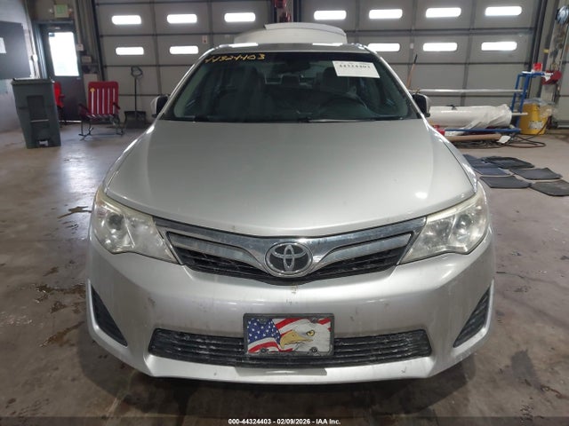 4T4BF1FKXER440962 Toyota Camry L/se/le/xle