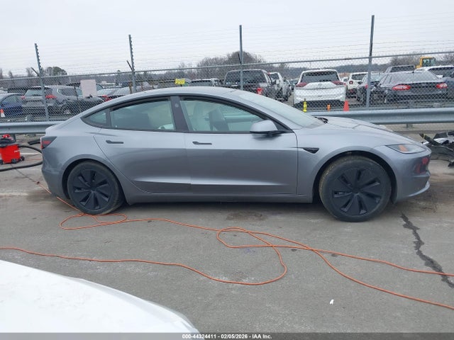 Продажа на аукционе авто 2025 Tesla Model 3 Long Range Rear-wheel Drive/standard Rear-wheel Drive, vin: 5YJ3E1EA8SF028798, номер лота: 44324411