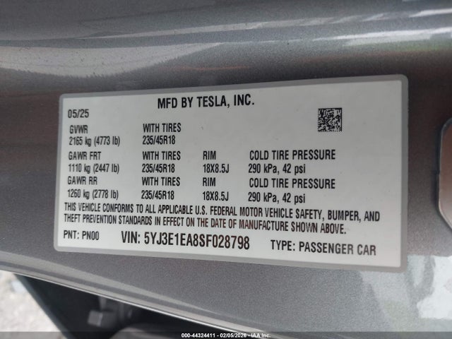 2025 TESLA MODEL 3 5YJ3E1EA8SF028798 Photo 8
