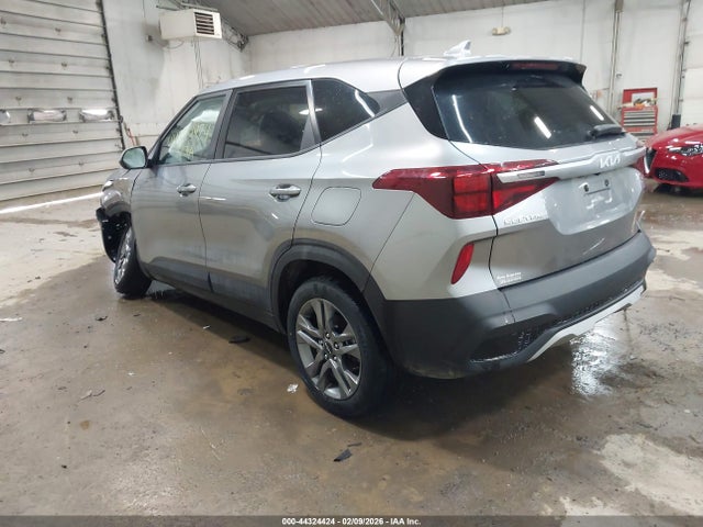 2023 KIA SELTOS KNDEPCAA0P7349056 Photo 2