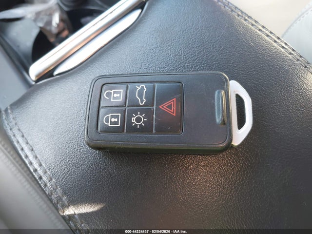 2015 VOLVO S60 YV149MFK8F1353395 Photo 10