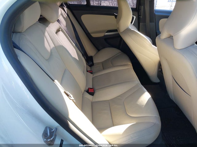 2015 VOLVO S60 YV149MFK8F1353395 Photo 7