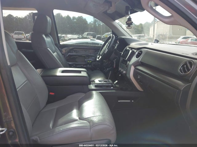 2021 TOYOTA TUNDRA 5TFEY5F12MX273014 Photo 4