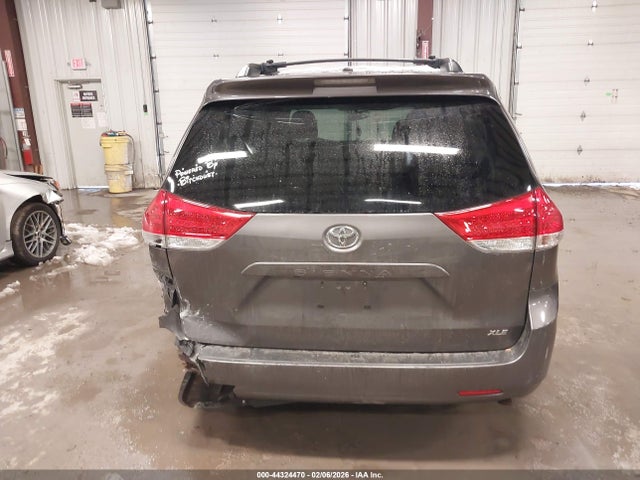 Продаж на аукціоні авто 2014 Toyota Sienna Xle V6 8 Passenger, vin: 5TDYK3DC0ES417206, номер лоту: 44324470