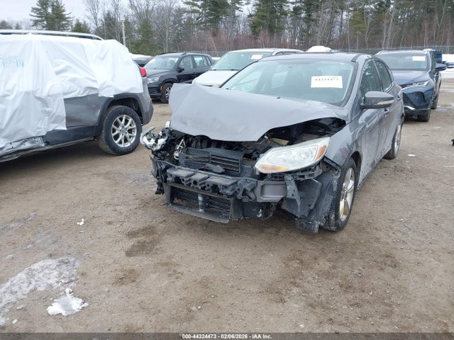 1FADP3K24EL261897 Ford FOCUS SE