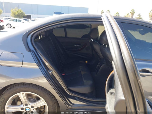 WBA3C1C51EK114311 BMW 328I