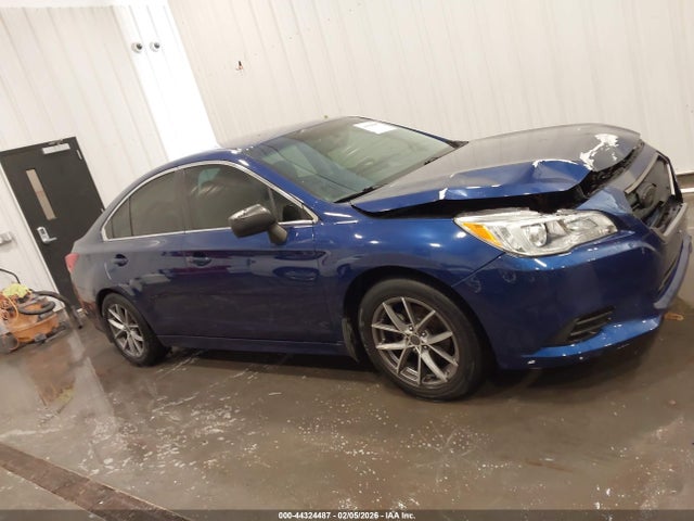 4S3BNBA66F3048697 Subaru Legacy 2.5i